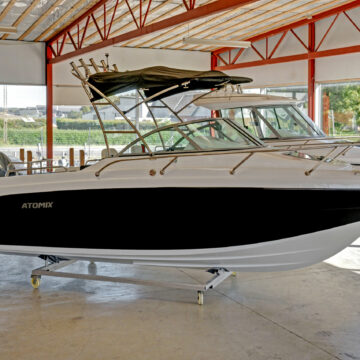 Atomix 600SC | Kombination zwischen Familie und Fischerboot